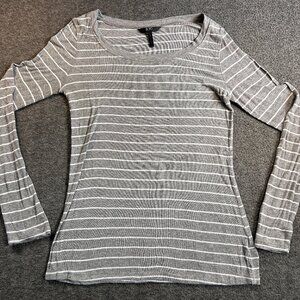 BCBG Long Sleeve Light-Weight T-Shirt Stretch Large Gray White Striped